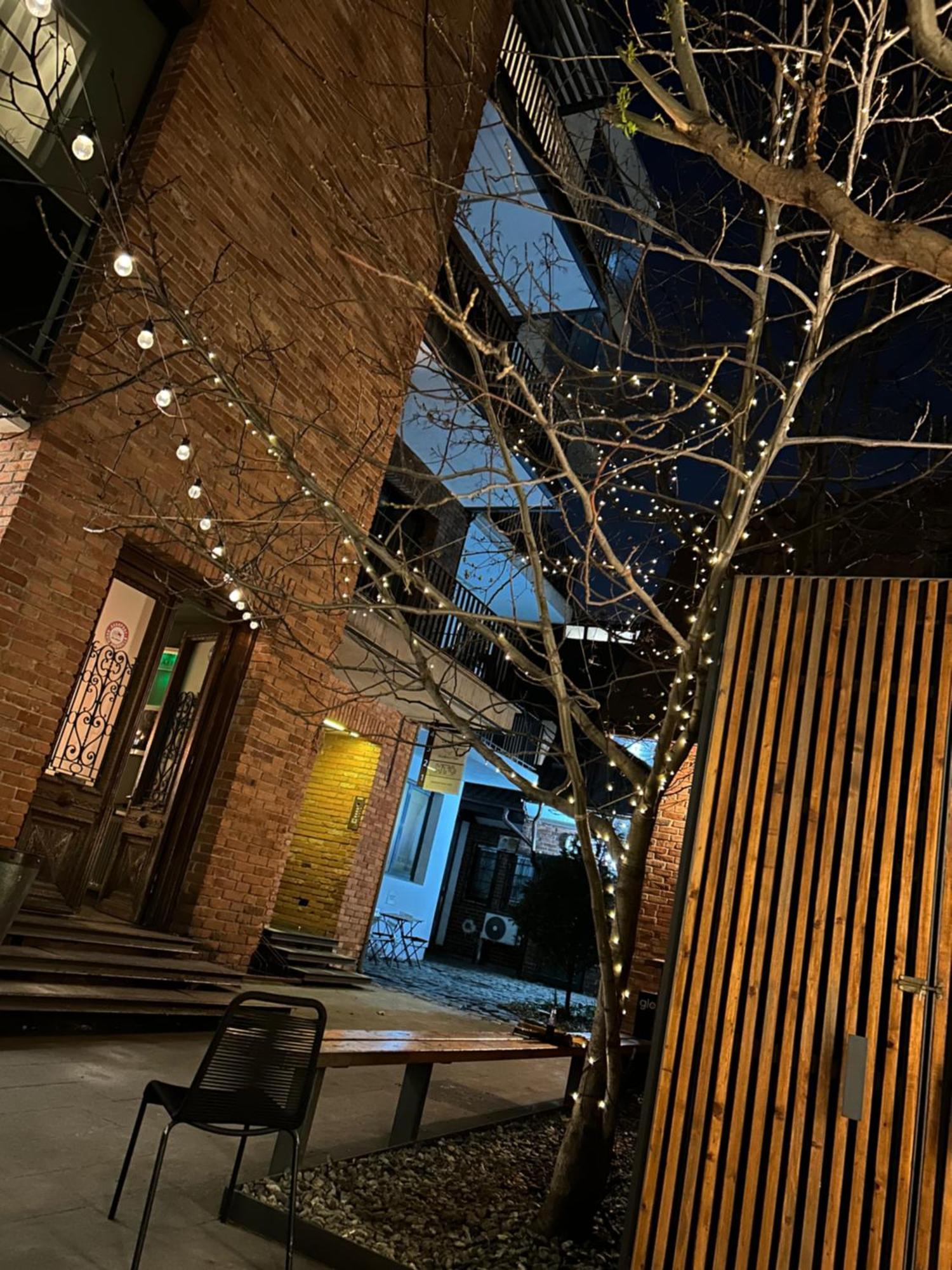 布加勒斯特 卡萨罗马纳旅馆酒店 外观 照片